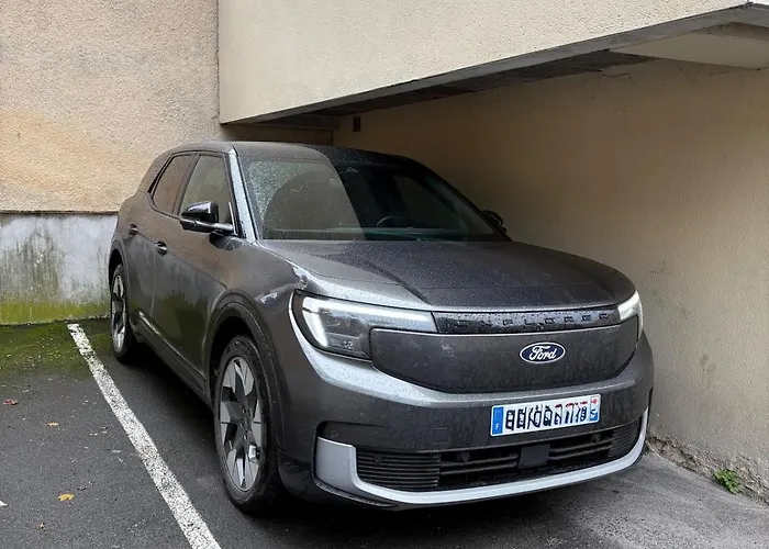 Evasion Bleu Champagne & Son Parking Prive * Reims